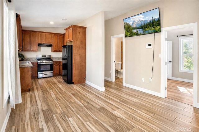 737 E 47th Street, Los Angeles, CA 90011