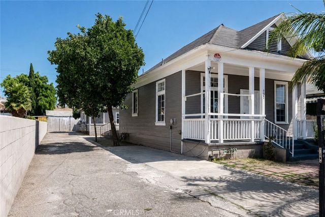 737 E 47th Street, Los Angeles, CA 90011