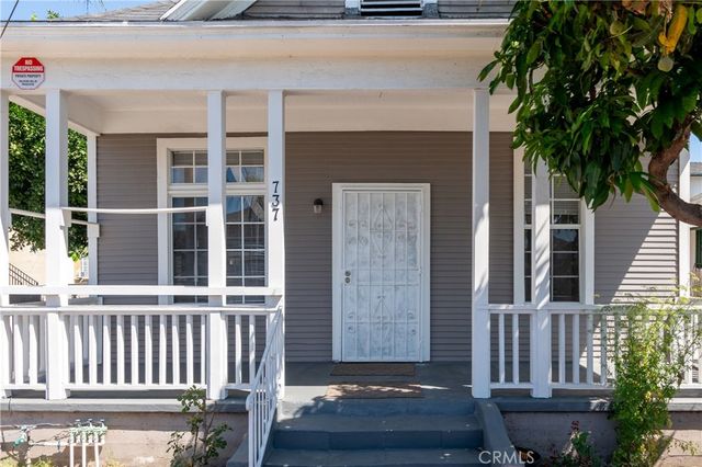 737 E 47th Street, Los Angeles, CA 90011