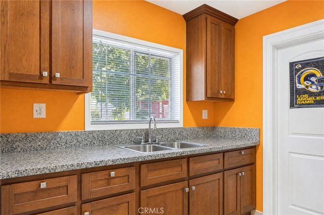 737 E 47th Street, Los Angeles, CA 90011