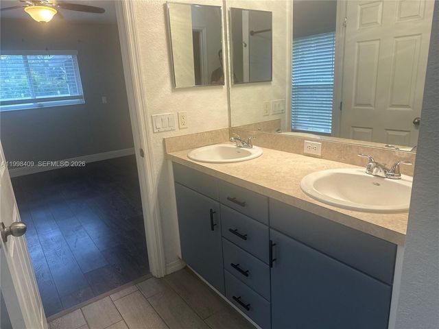 4654 Kendsha Street, North Port, FL 34288