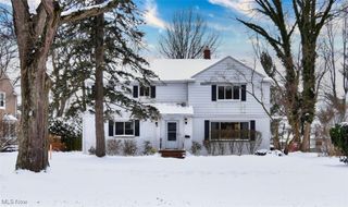 23575 Shelburne Road, Shaker Heights, OH 44122