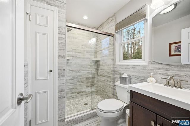 85 Oak Drive, Upper Saddle River, NJ 07458