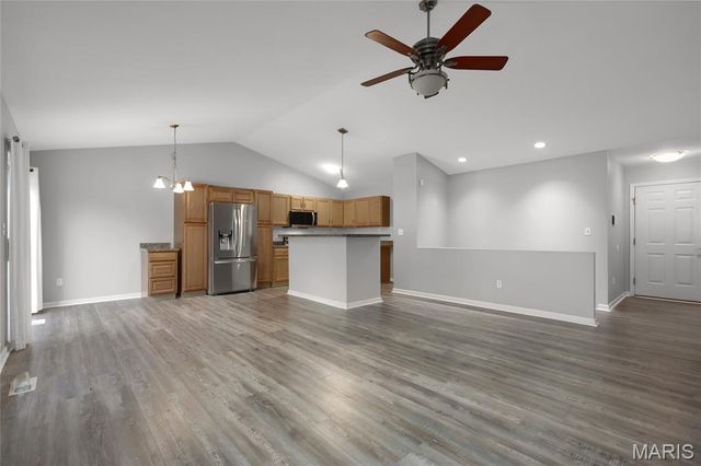 2153 Warwick Castle Drive, Imperial, MO 63052