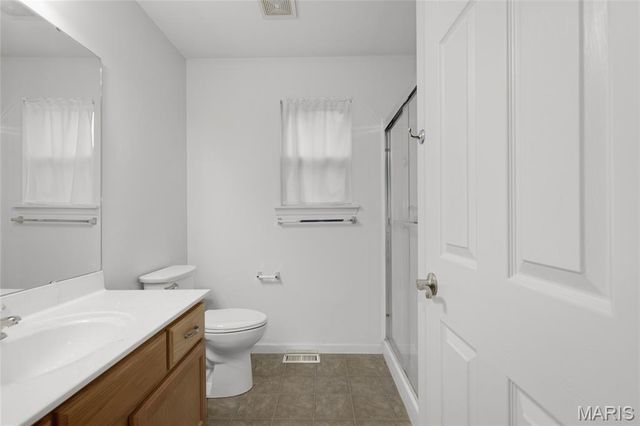 2153 Warwick Castle Drive, Imperial, MO 63052