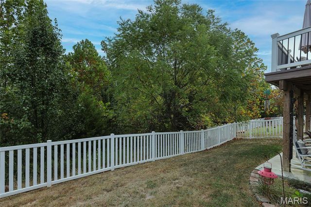 2153 Warwick Castle Drive, Imperial, MO 63052