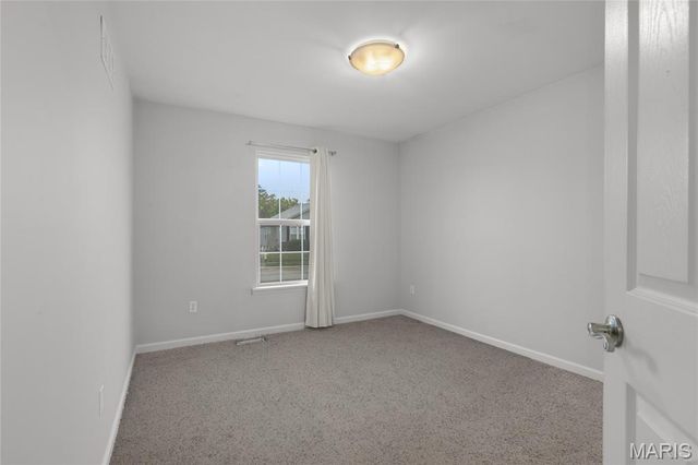 2153 Warwick Castle Drive, Imperial, MO 63052