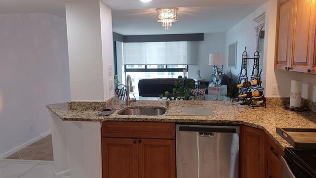 2800 N Highway A1a 806, Fort Pierce, FL 34949