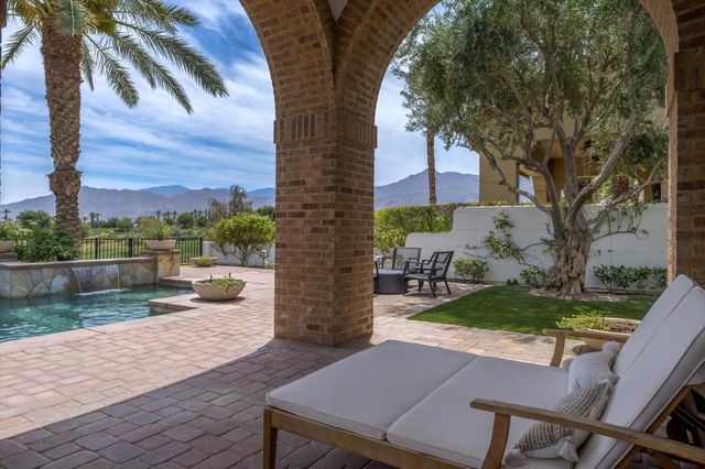 58242 Aracena, La Quinta, CA 92253