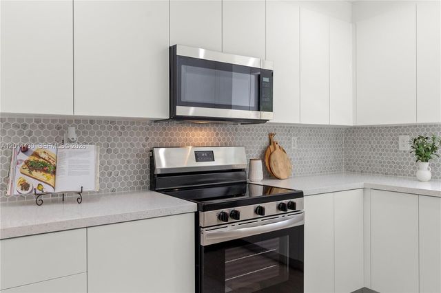 10 NW 100th Street, Miami Shores, FL 33150