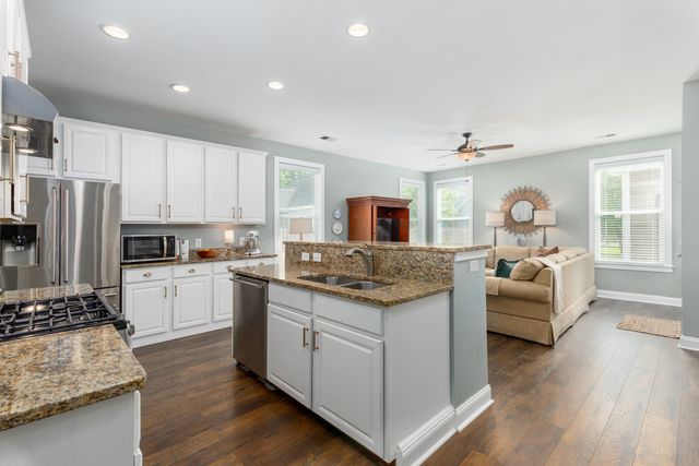 1417 Roustabout Way, Charleston, SC 29414