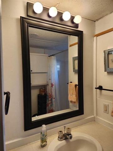 7901 40TH AVENUE N 60, St Petersburg, FL 33709