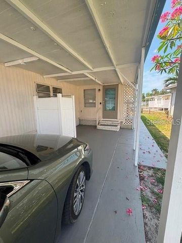 7901 40TH AVENUE N 60, St Petersburg, FL 33709