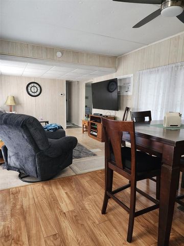 7901 40TH AVENUE N 60, St Petersburg, FL 33709