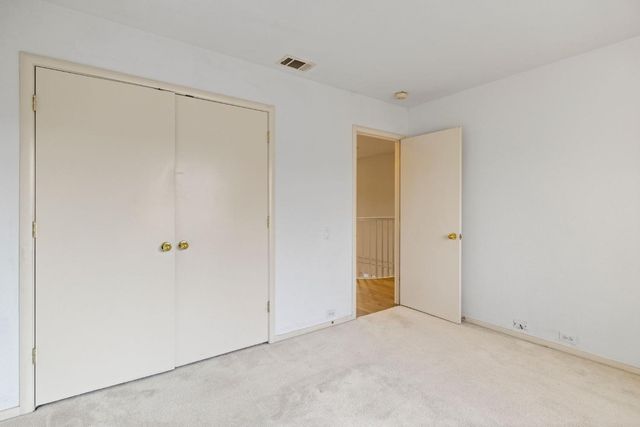 7717 E Port Dr, Sacramento, CA 95831
