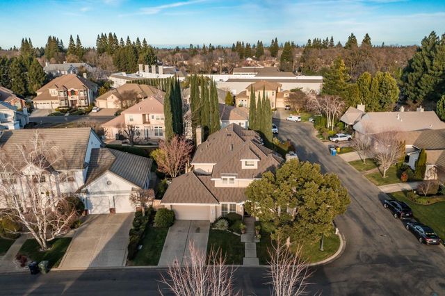 7717 E Port Dr, Sacramento, CA 95831