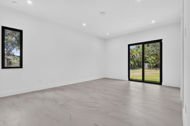 5356 Colbright Road, Lake Worth, FL 33467