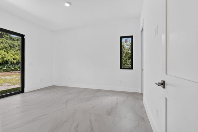 5356 Colbright Road, Lake Worth, FL 33467