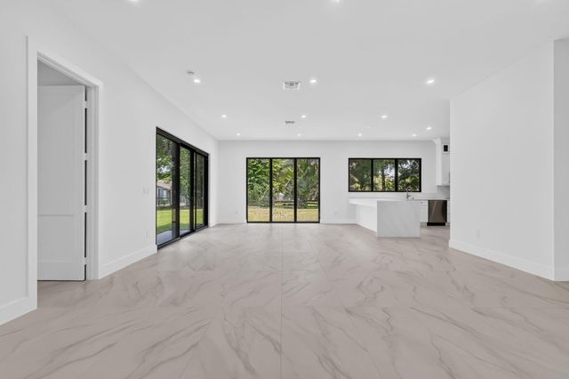 5356 Colbright Road, Lake Worth, FL 33467