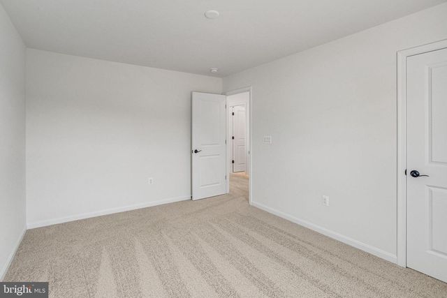 35619 PINE NEEDLE LN, Locust Grove, VA 22508