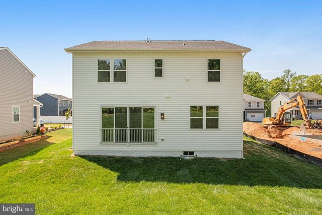 35619 PINE NEEDLE LN, Locust Grove, VA 22508