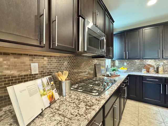 874 Erin Way, Napa, CA 94559