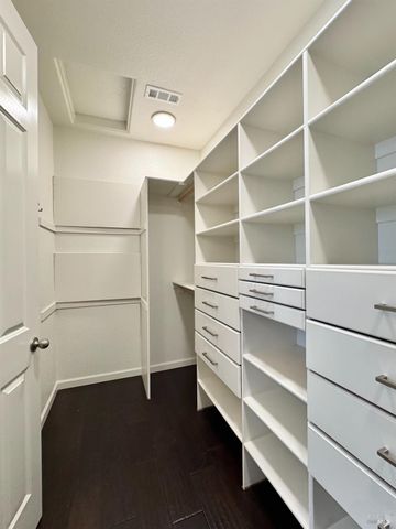 874 Erin Way, Napa, CA 94559