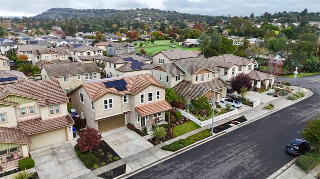 874 Erin Way, Napa, CA 94559