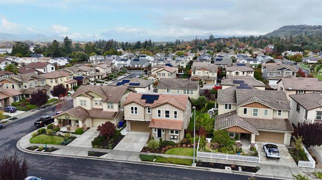 874 Erin Way, Napa, CA 94559