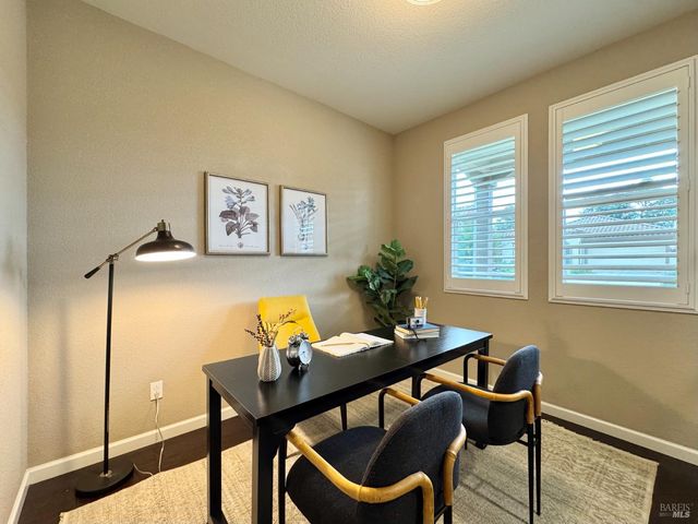 874 Erin Way, Napa, CA 94559