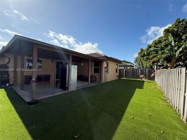 12071 SW 253rd St, Homestead, FL 33032