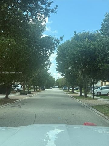 12071 SW 253rd St, Homestead, FL 33032