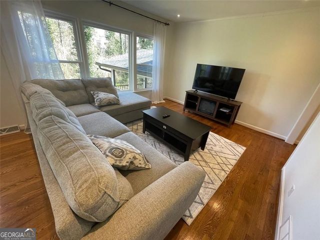 370 Herrington Drive NE, Atlanta, GA 30342