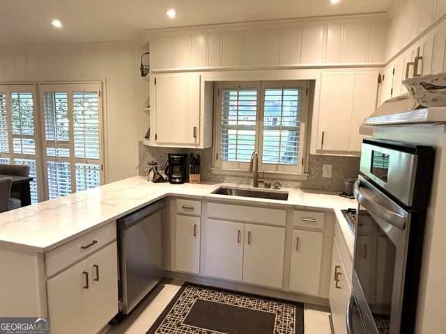 370 Herrington Drive NE, Atlanta, GA 30342