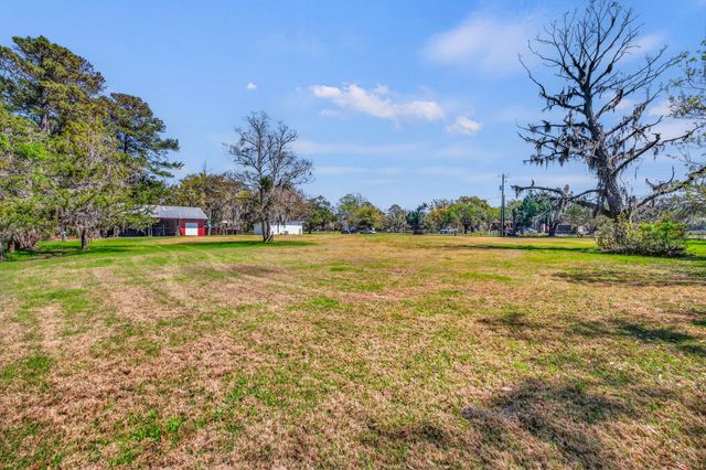 4715 Hwy 165, Meggett, SC 29449