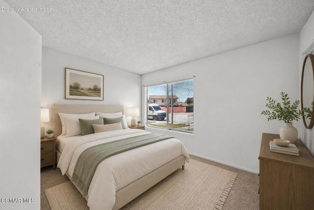 810 W Janetwood Drive, Oxnard, CA 93030