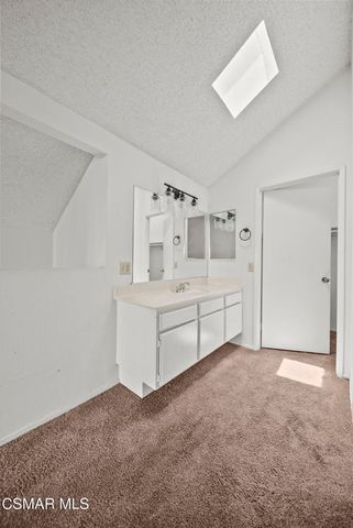810 W Janetwood Drive, Oxnard, CA 93030