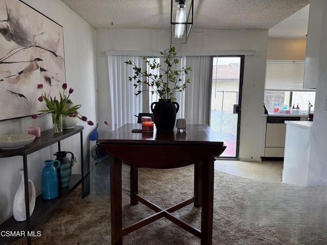 810 W Janetwood Drive, Oxnard, CA 93030