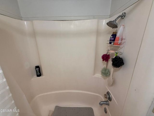 810 W Janetwood Drive, Oxnard, CA 93030