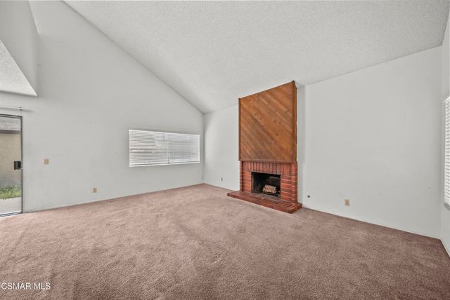 810 W Janetwood Drive, Oxnard, CA 93030