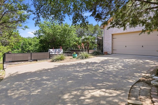 1911 Wigeon Street, Granbury, TX 76049
