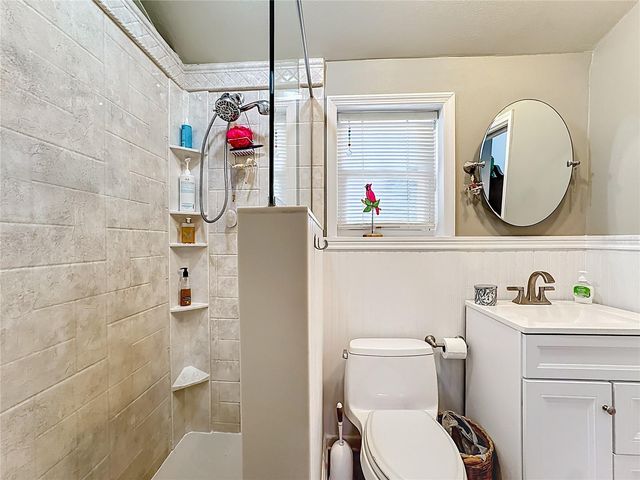 2418 W 1ST STREET, Sanford, FL 32771