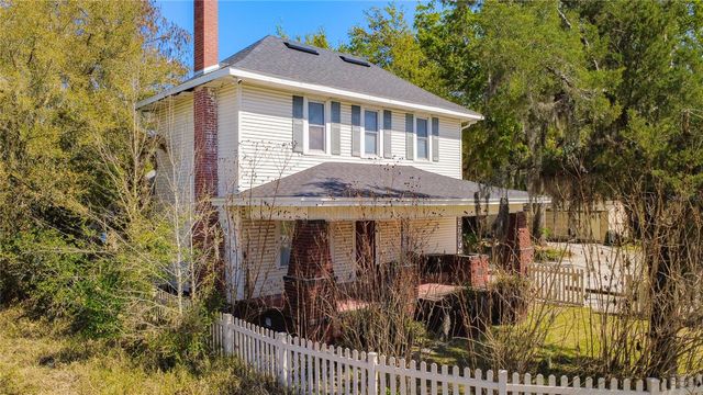 2418 W 1ST STREET, Sanford, FL 32771