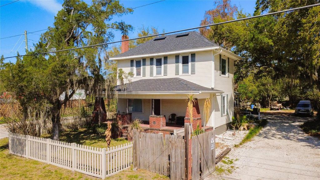 2418 W 1ST STREET, Sanford, FL 32771