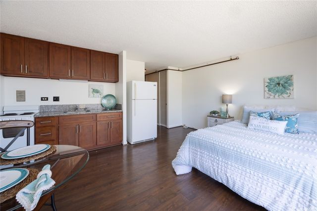 1650 Kanunu Street 415, Honolulu, HI 96814