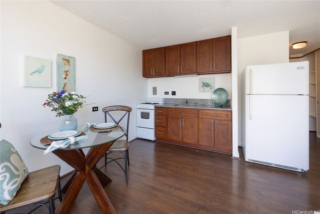 1650 Kanunu Street 415, Honolulu, HI 96814