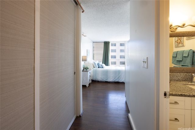 1650 Kanunu Street 415, Honolulu, HI 96814