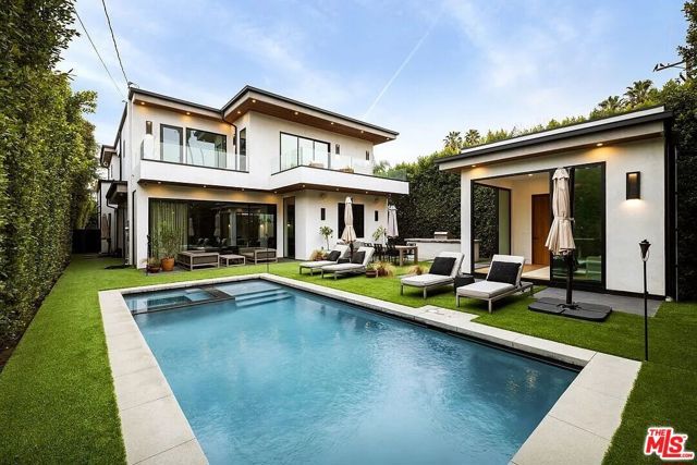 14657 Addison Street, Sherman Oaks, CA 91403