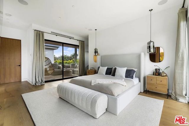 14657 Addison Street, Sherman Oaks, CA 91403