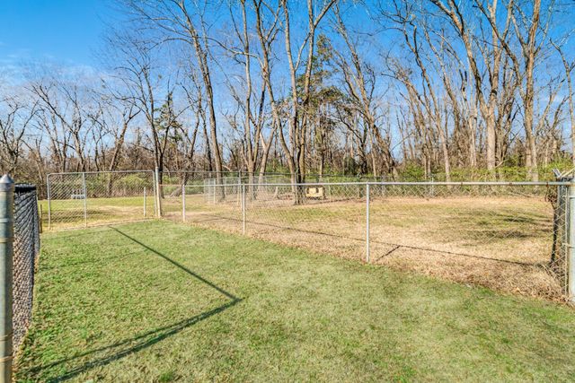 850 Key West Road, Reno, TX 75462